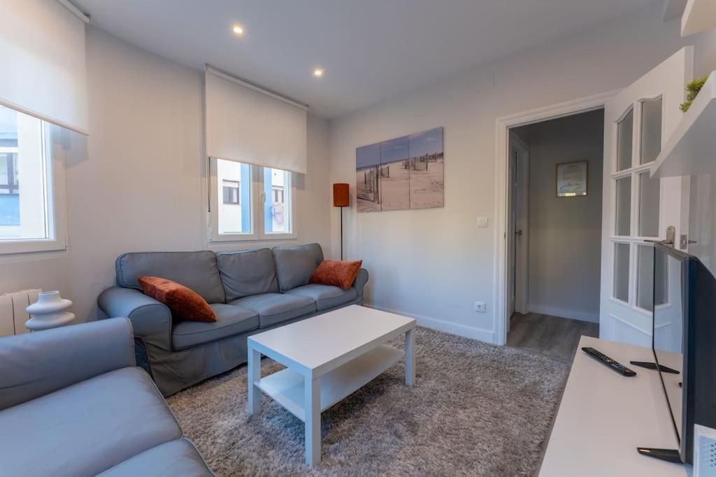 Valdecilla Center Apartment Сантандер Экстерьер фото