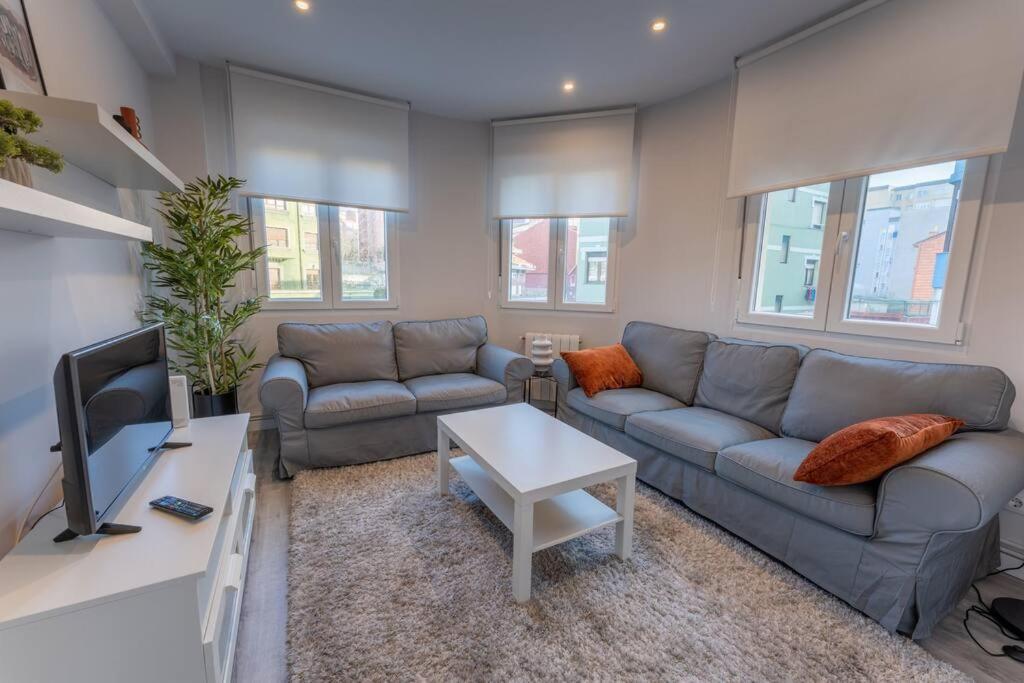 Valdecilla Center Apartment Сантандер Экстерьер фото